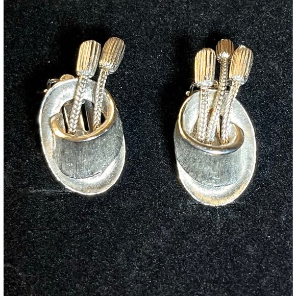 Vintage Silver Tone Clip-On Tassel Earrings PAT PEND Mid Century Retro MCM READ - Picture 2 of 6